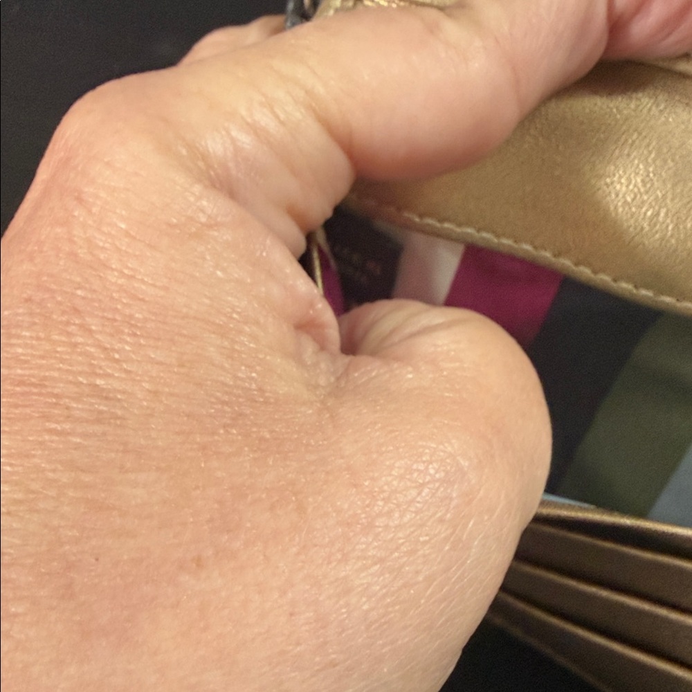 Coach Signature Stripe full zip wallet with interior legacy lining - Picture 12 of 12